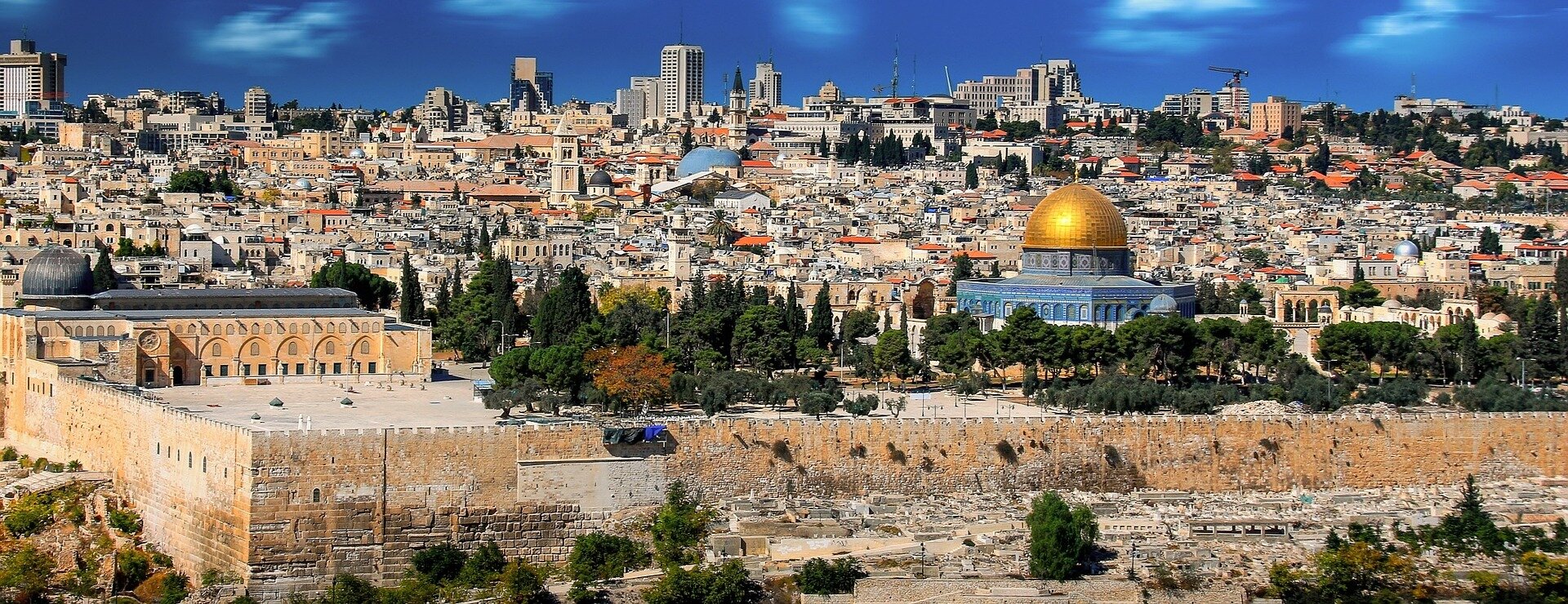 jerusalems-old-city-lion-travel